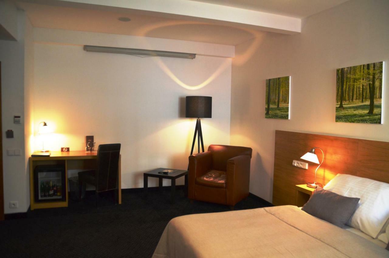 Clement 4* Praga
